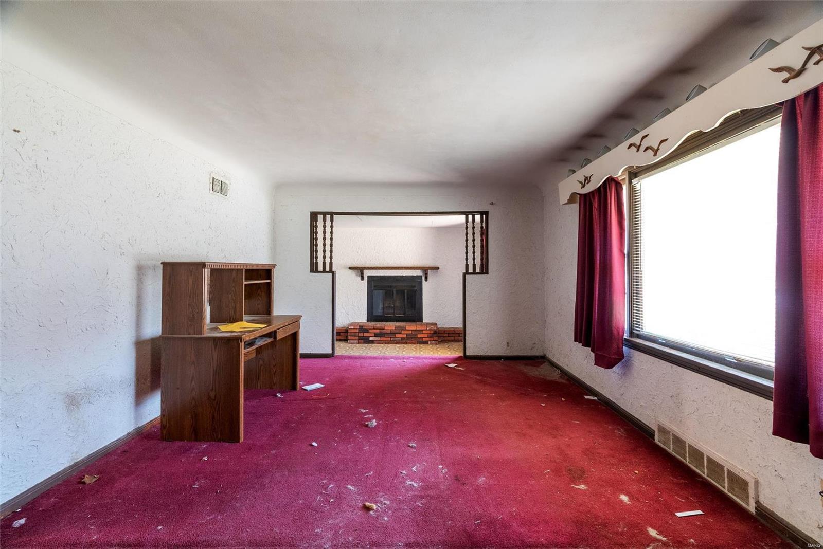 2470 Ackerman Avenue