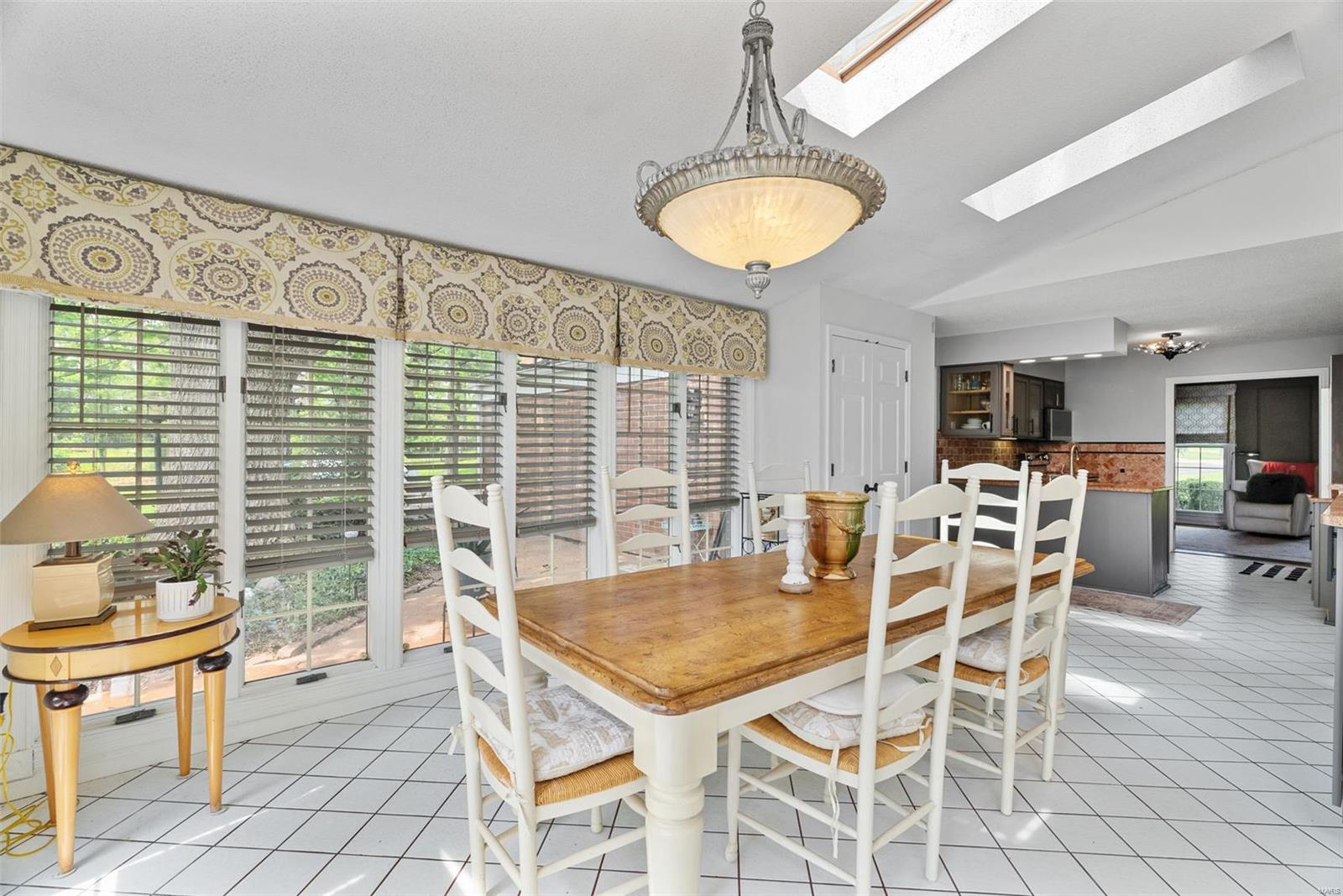 19 Sackston Woods Lane