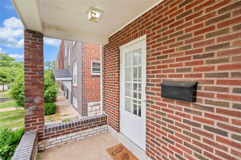 1410 Woodland Drive