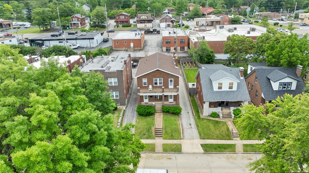 1410 Woodland Drive