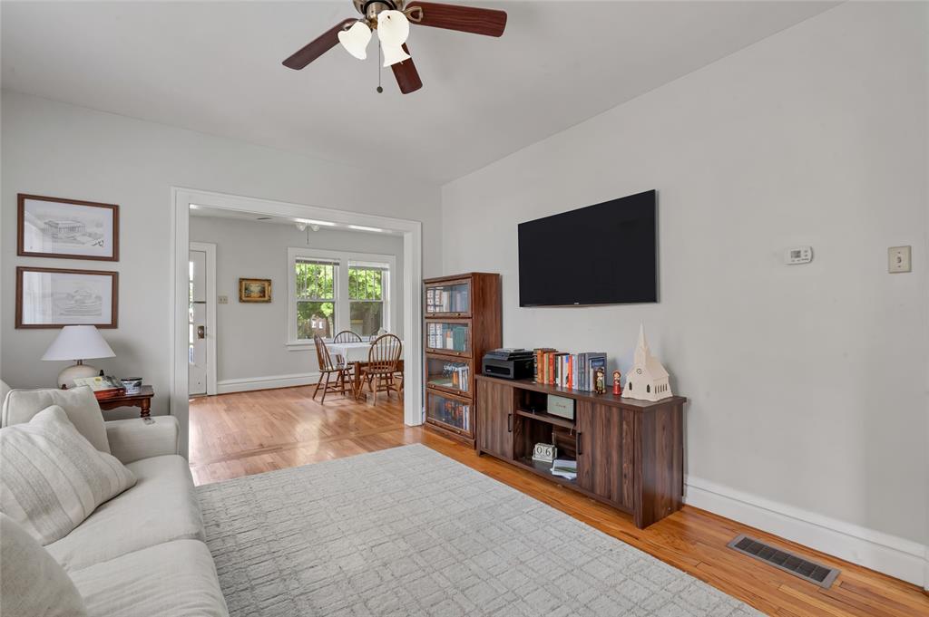 1410 Woodland Drive