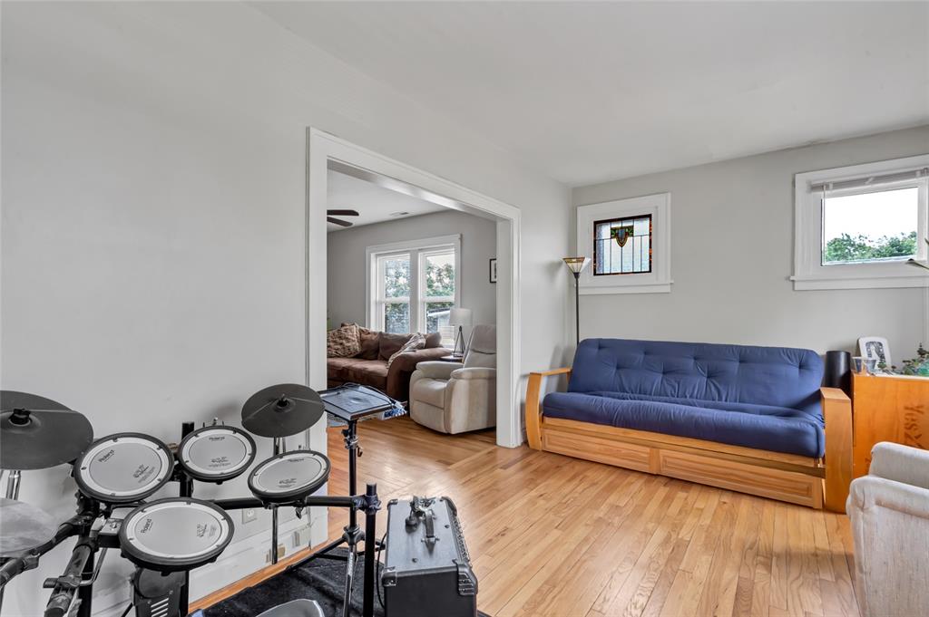 1410 Woodland Drive