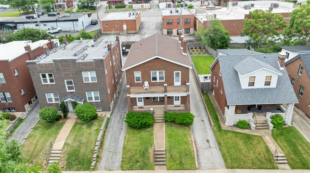 1410 Woodland Drive