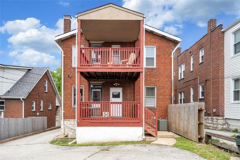 1410 Woodland Drive