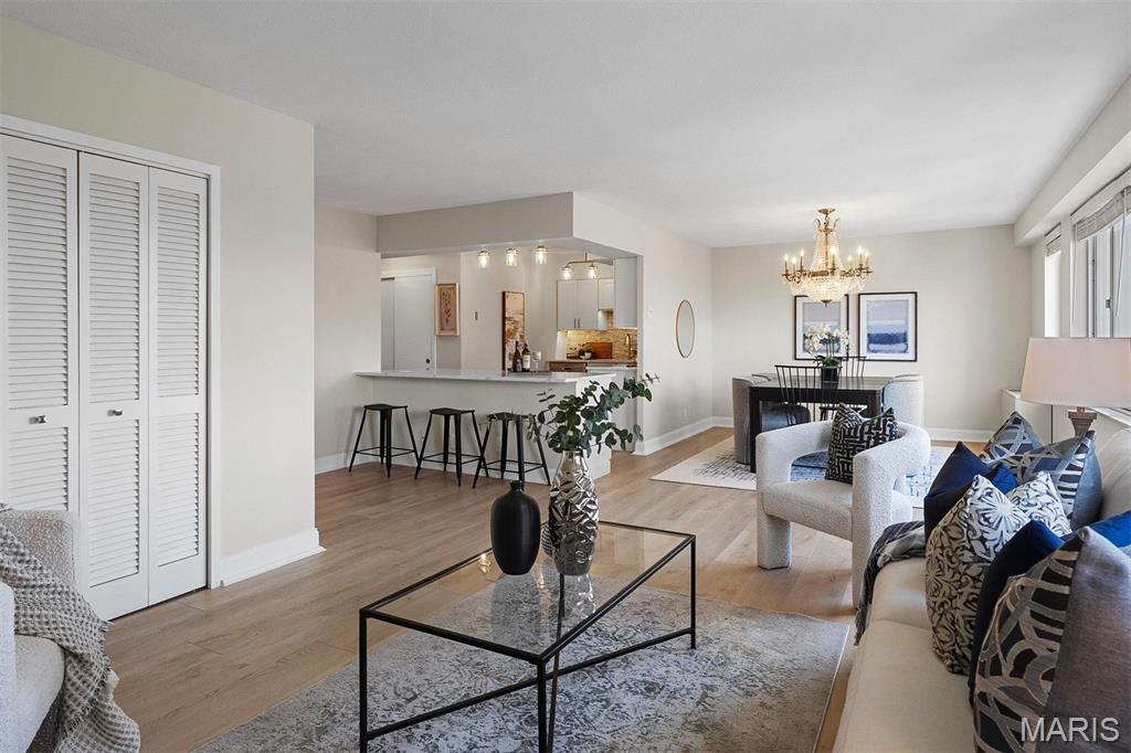 900 S Hanley Road Unit: 10B