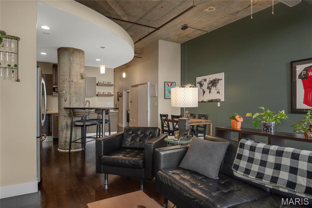 4100 Forest Park Avenue Unit: 322