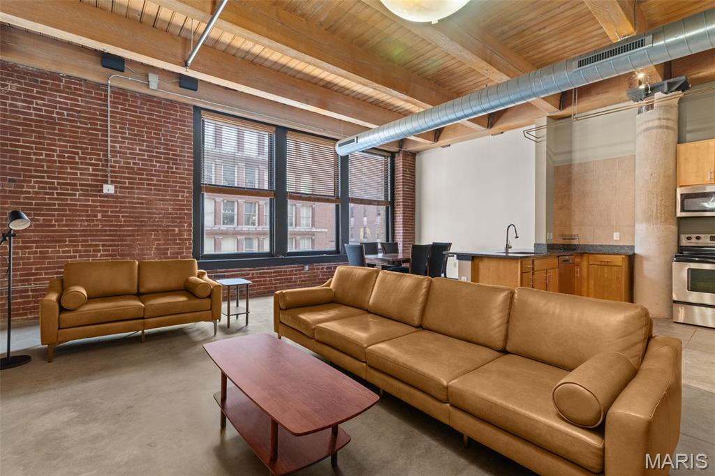 1113 Washington Avenue Unit: 403