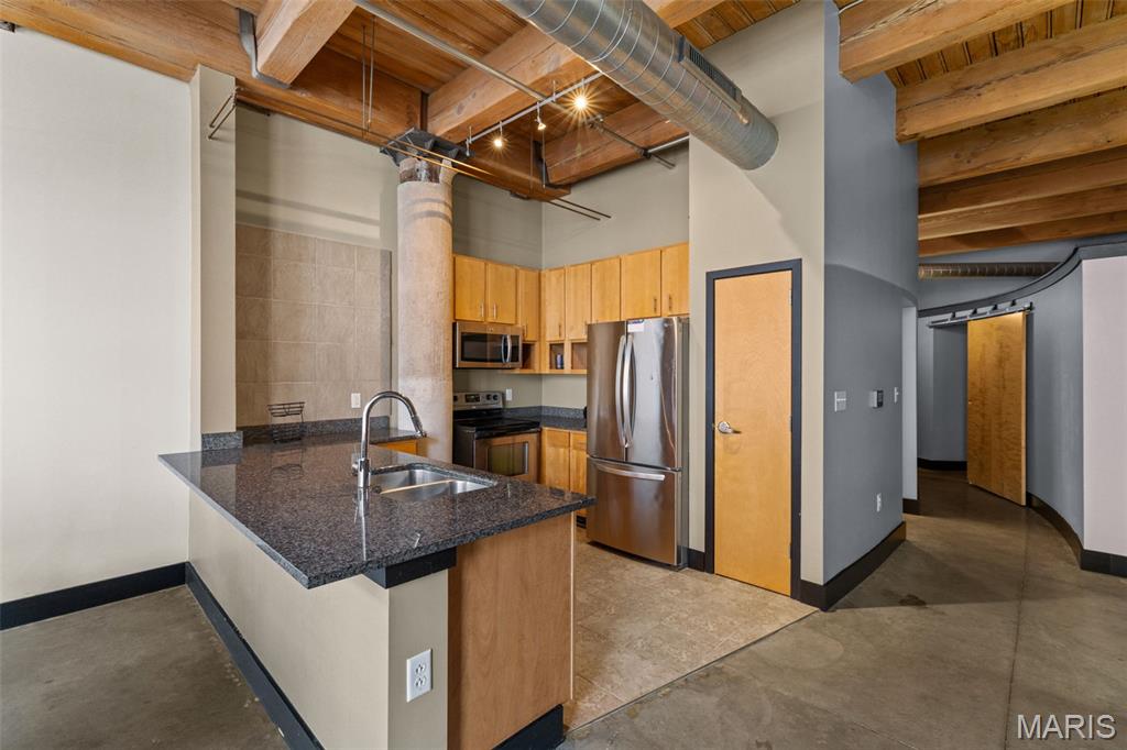 1113 Washington Avenue Unit: 403