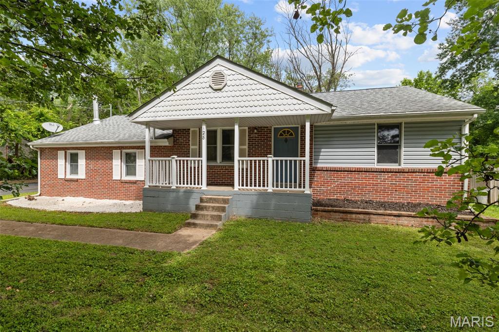 128 Edgeworth Avenue