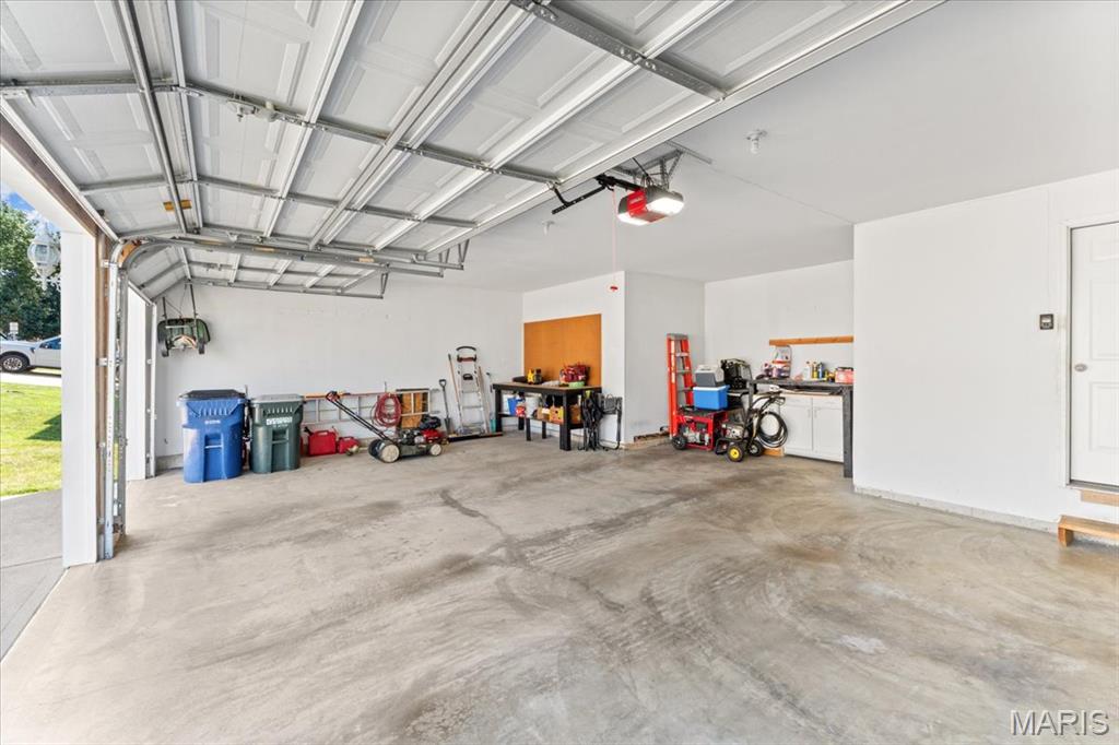 28 Hickory Court