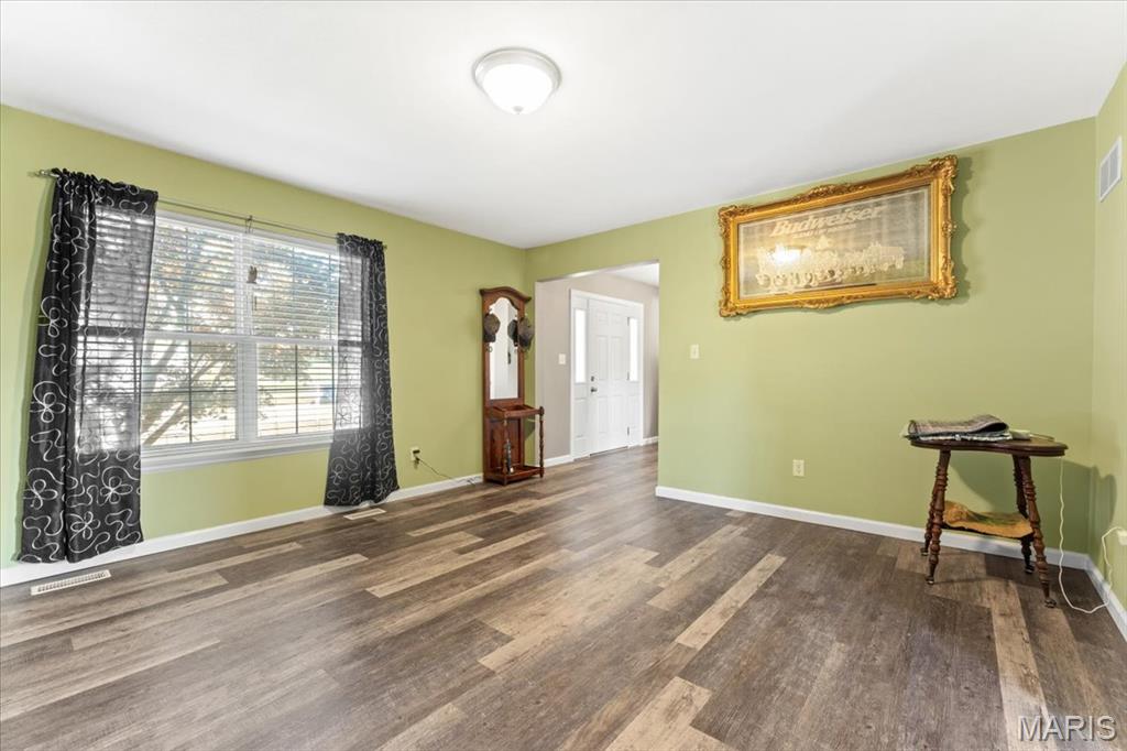 28 Hickory Court