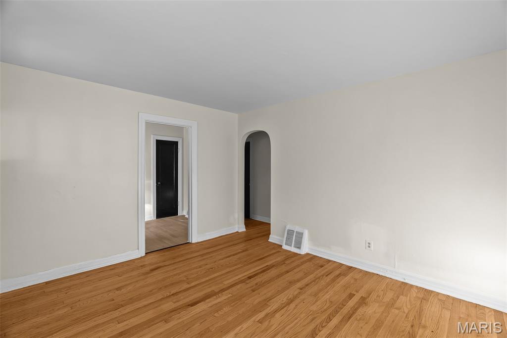 10045 Dorothy Avenue