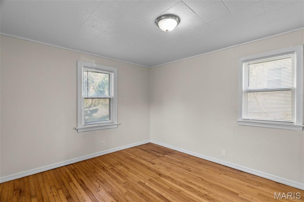 10045 Dorothy Avenue