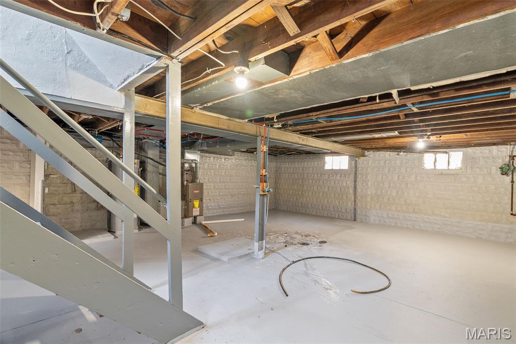 10045 Dorothy Avenue