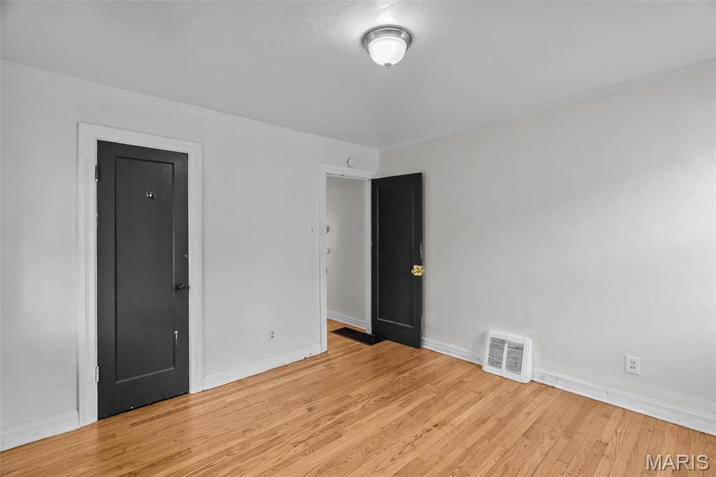 10045 Dorothy Avenue