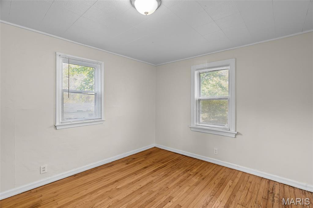 10045 Dorothy Avenue