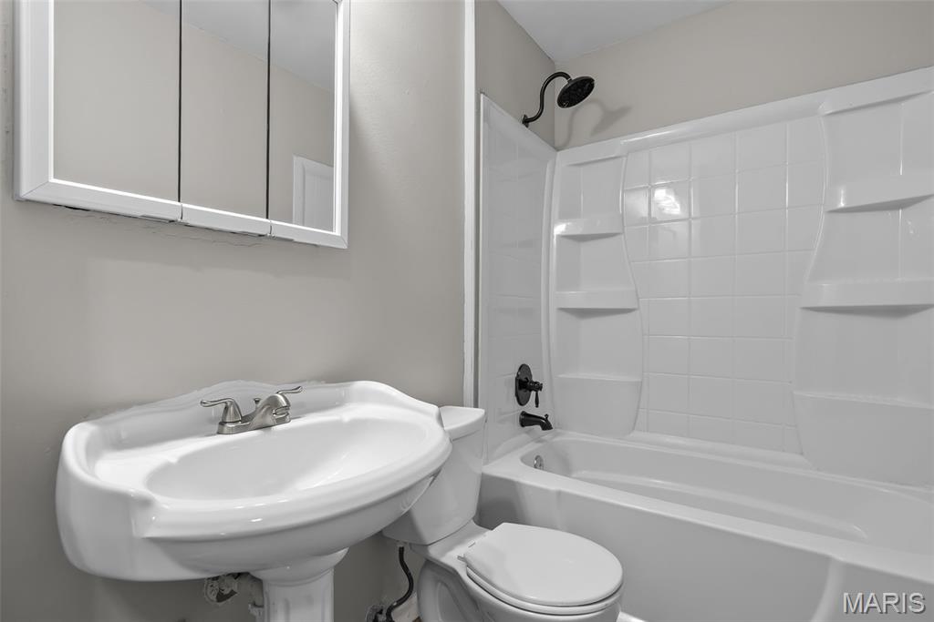 10175 Cloverdale Drive