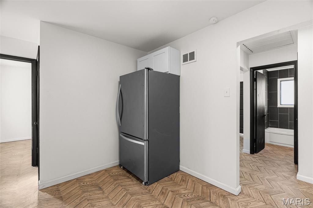 5544 Sapphire Avenue