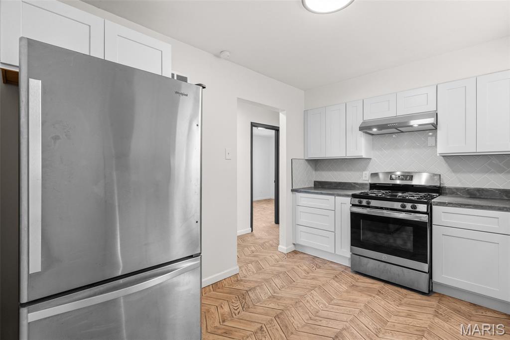 5544 Sapphire Avenue