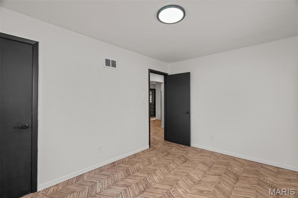 5544 Sapphire Avenue