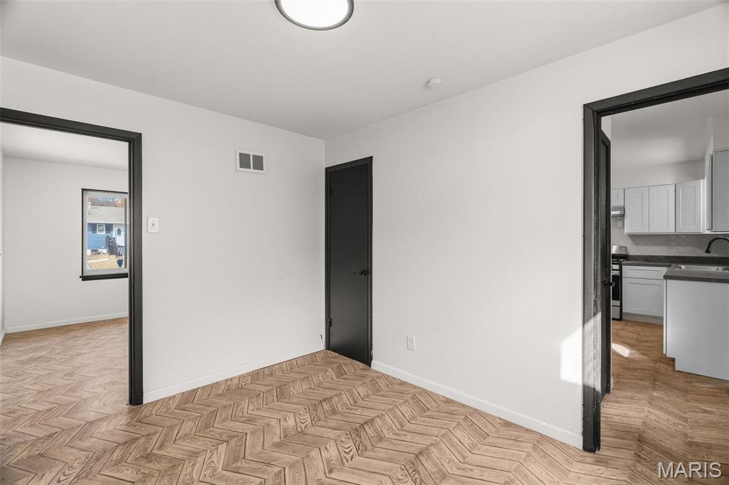 5544 Sapphire Avenue