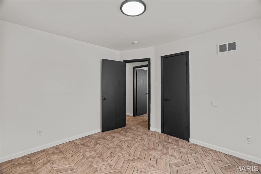 5544 Sapphire Avenue