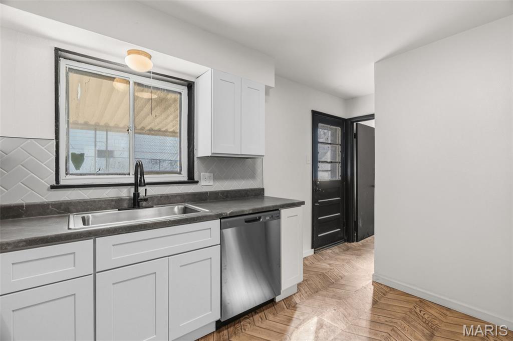 5544 Sapphire Avenue