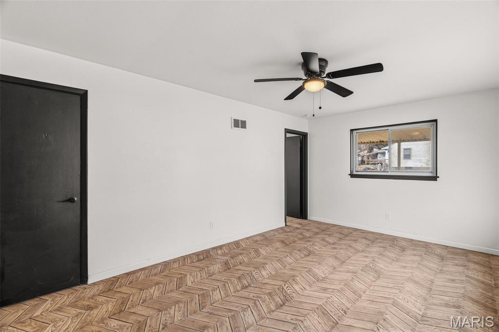 5544 Sapphire Avenue