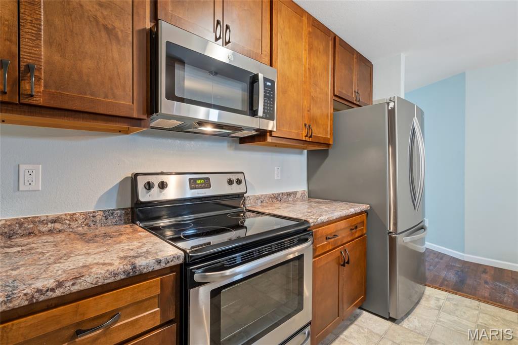 1735 Lexington Place