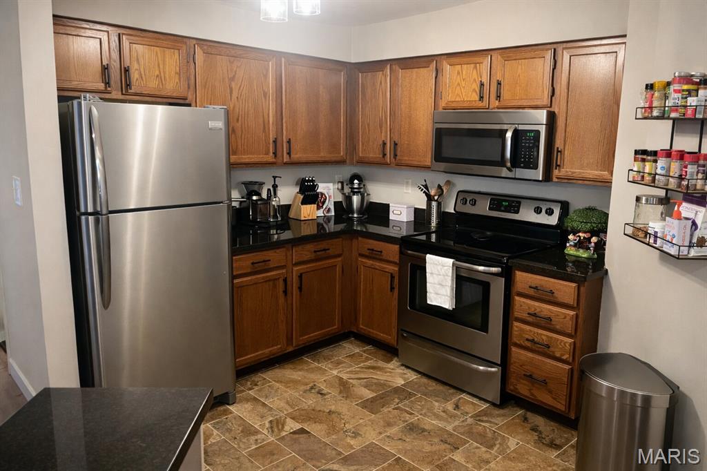 1344 Highland Oaks Drive Unit: A