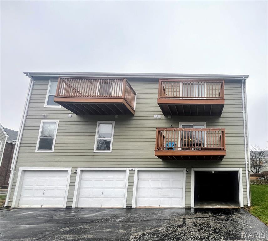 1344 Highland Oaks Drive Unit: A