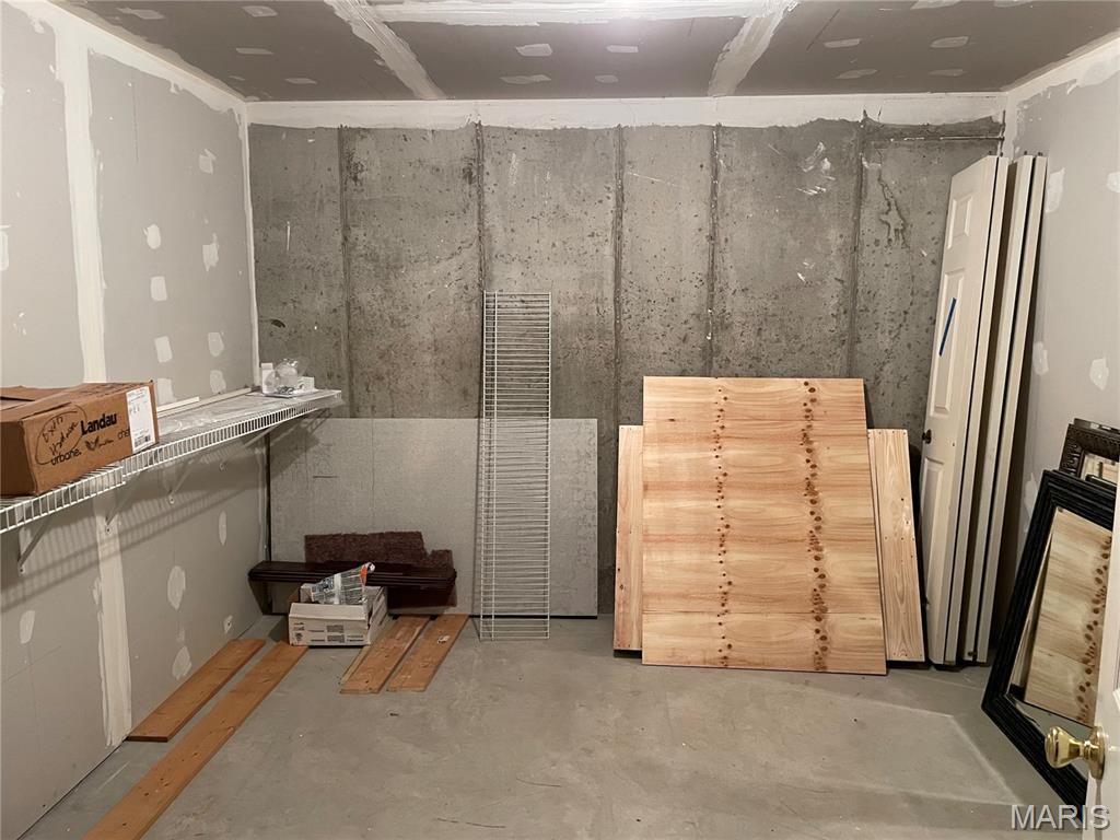 1344 Highland Oaks Drive Unit: A