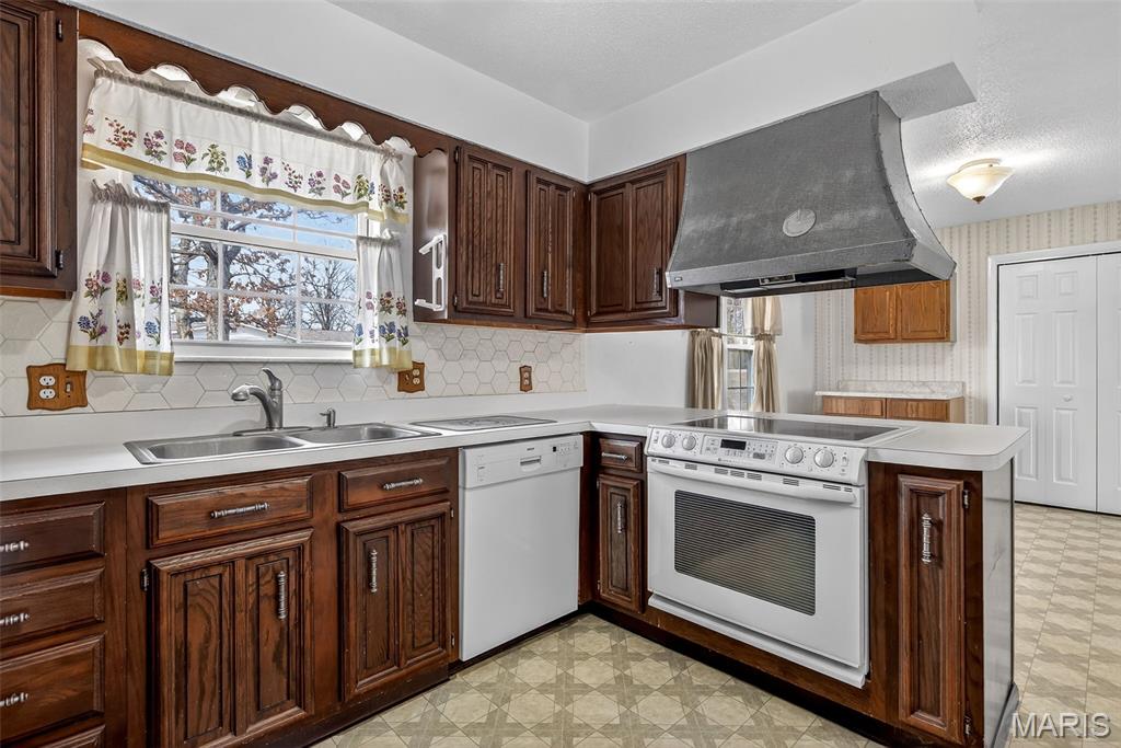 1508 Saint Francois Road