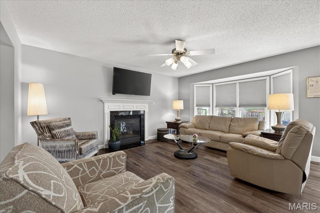 198 Maggie Kate Court Unit: 2132A