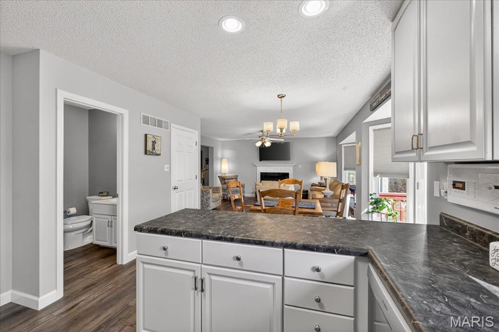 198 Maggie Kate Court Unit: 2132A