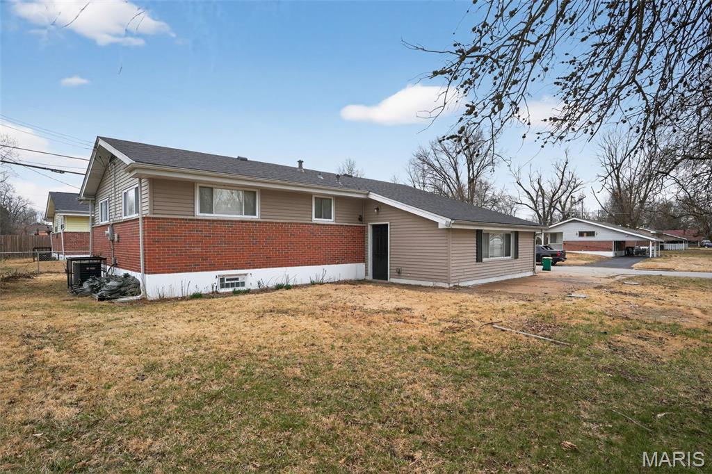 2201 Hollis Drive