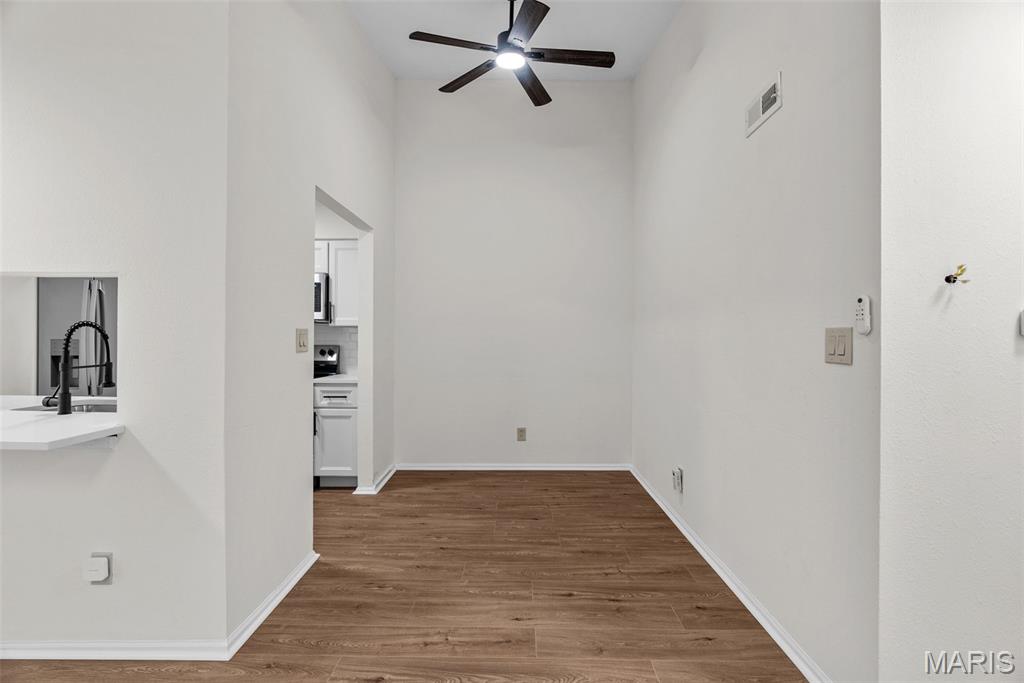 6808 Cottage Grove Lane Unit: I