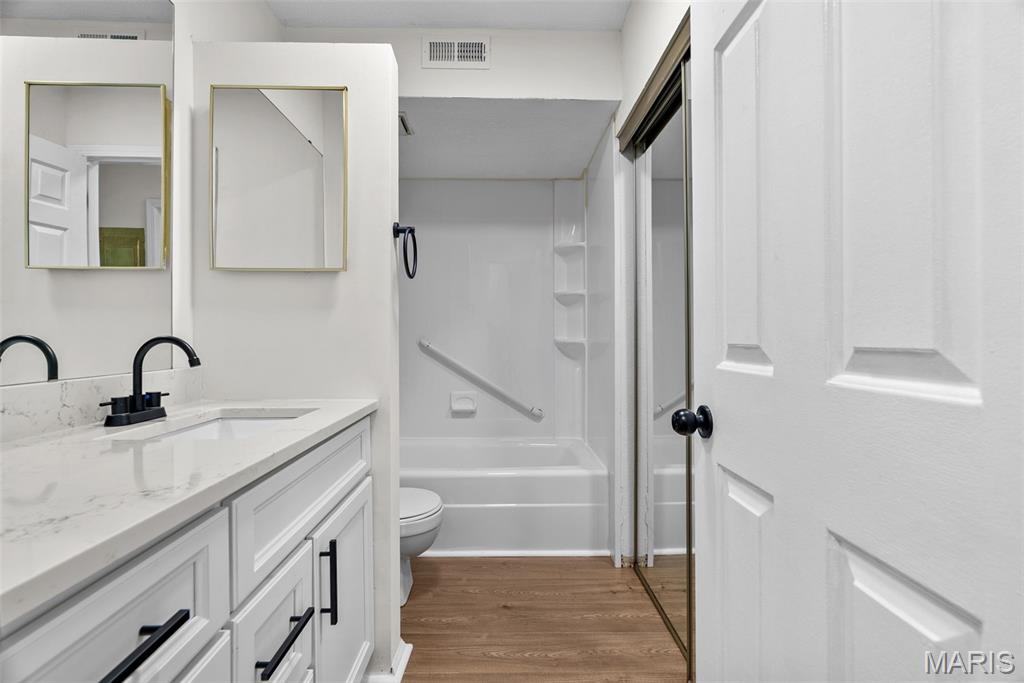 6808 Cottage Grove Lane Unit: I