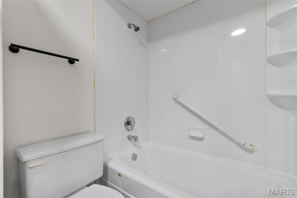 6808 Cottage Grove Lane Unit: I