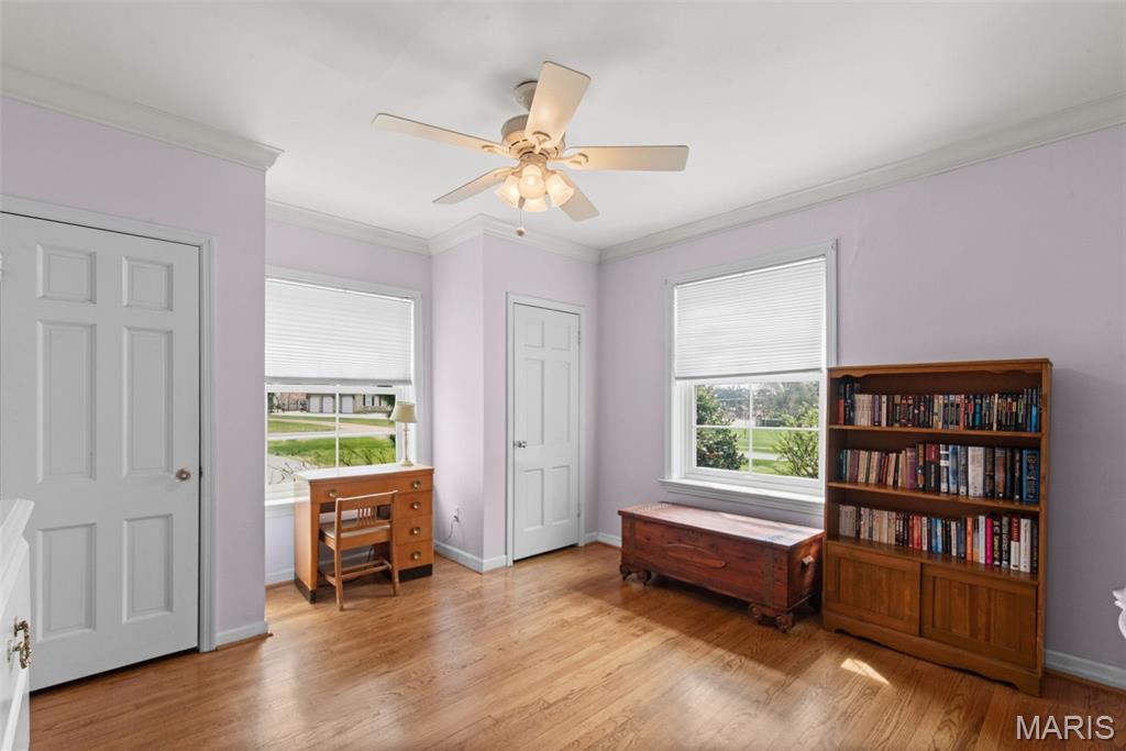 30 Fox Meadows