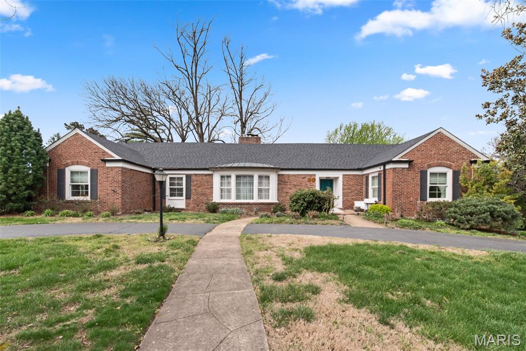 30 Fox Meadows