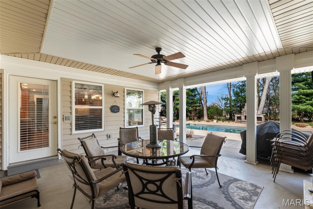 12301 Matthews Lane