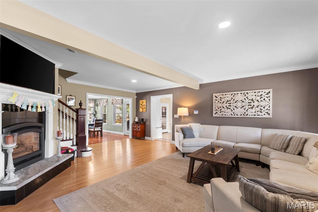 12301 Matthews Lane