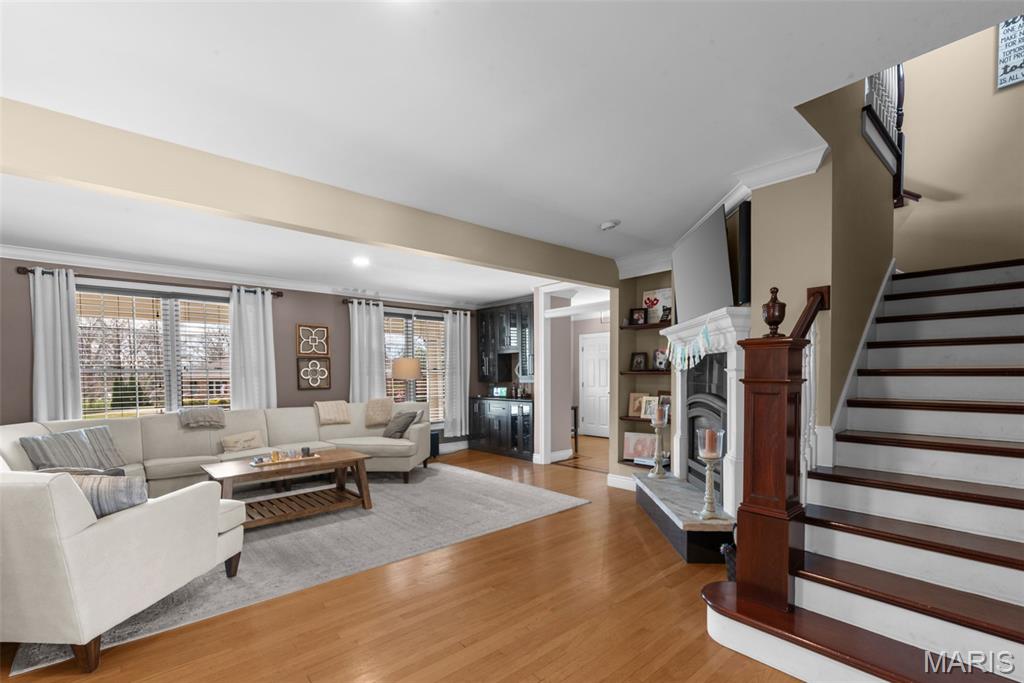 12301 Matthews Lane