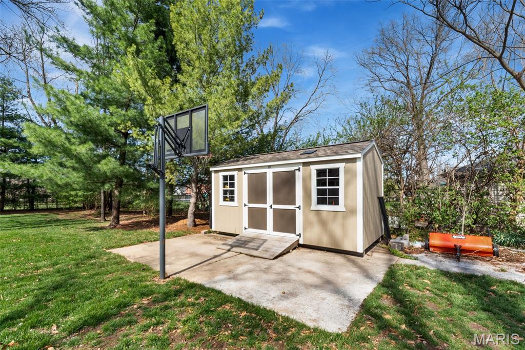 12301 Matthews Lane