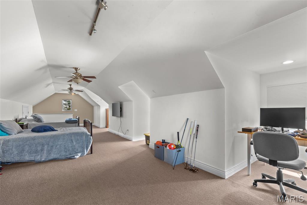 12301 Matthews Lane