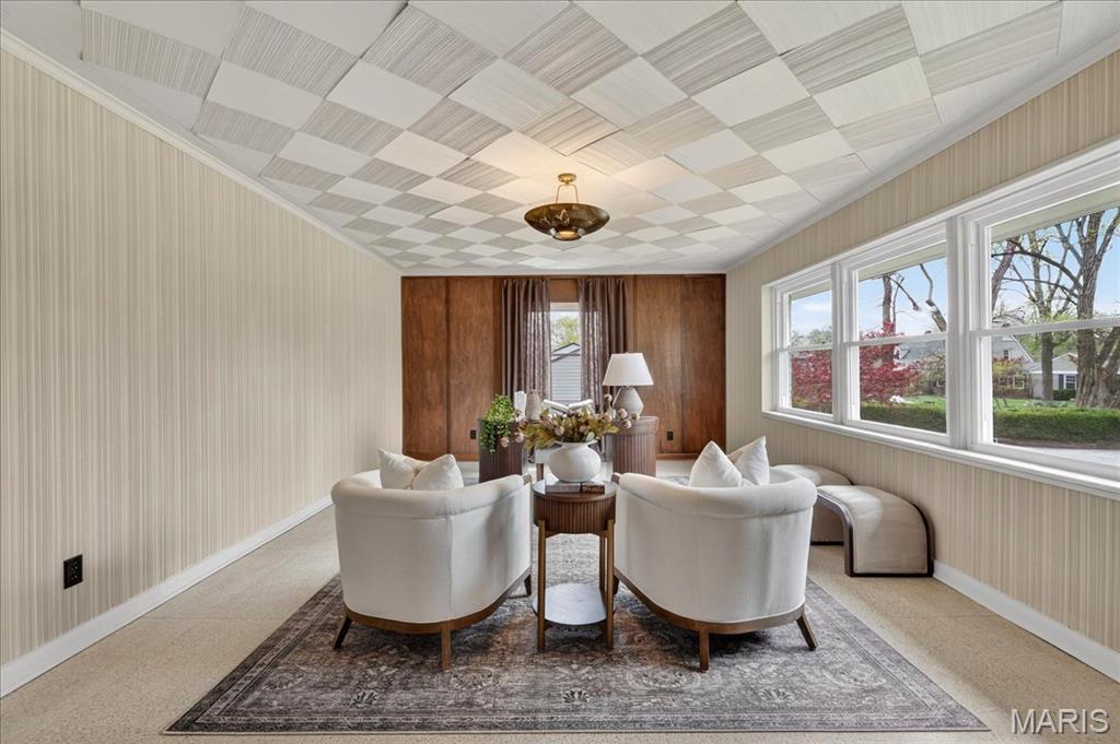 33 Stoneleigh Towers