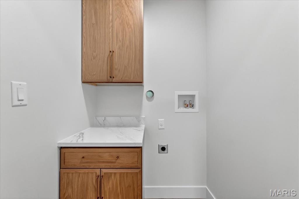 33 Stoneleigh Towers