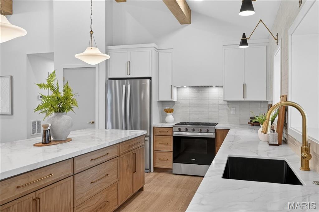 33 Stoneleigh Towers