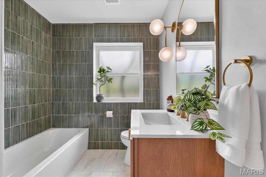 33 Stoneleigh Towers